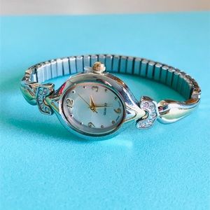 COPY - Avon sparkling two-tone cuff to stretch wa…